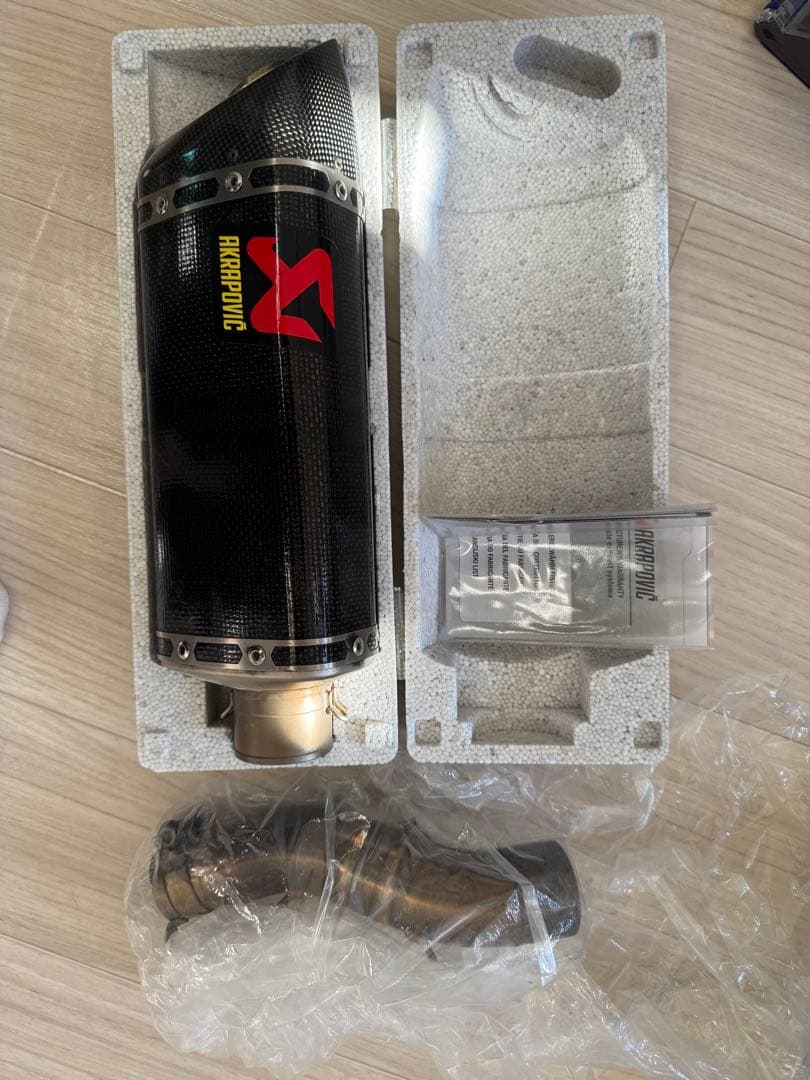 cbr250rr アクラポビッチスリップオンマフラー