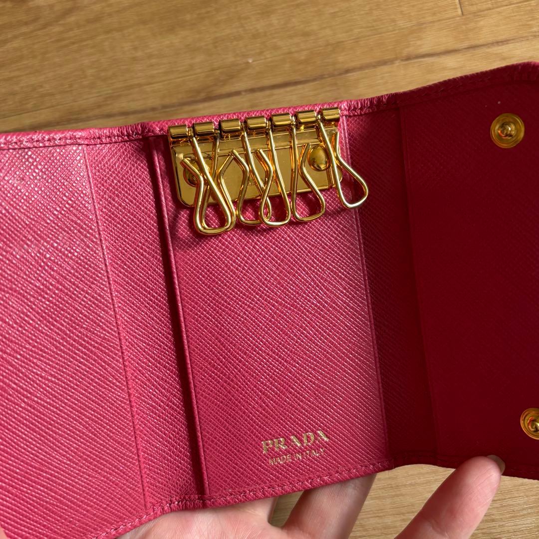 PRADA SAFFIANO キーケースPEONIA