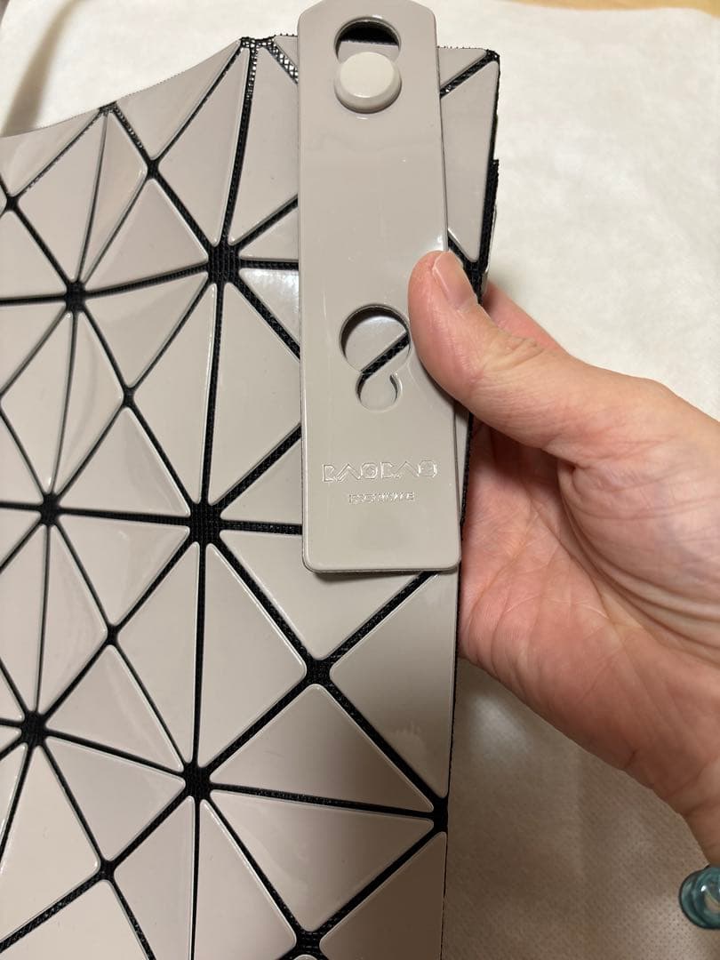 【未使用】BAOBAO バオバオイッセイミヤケ　大きいサイズトートバッグ グレー