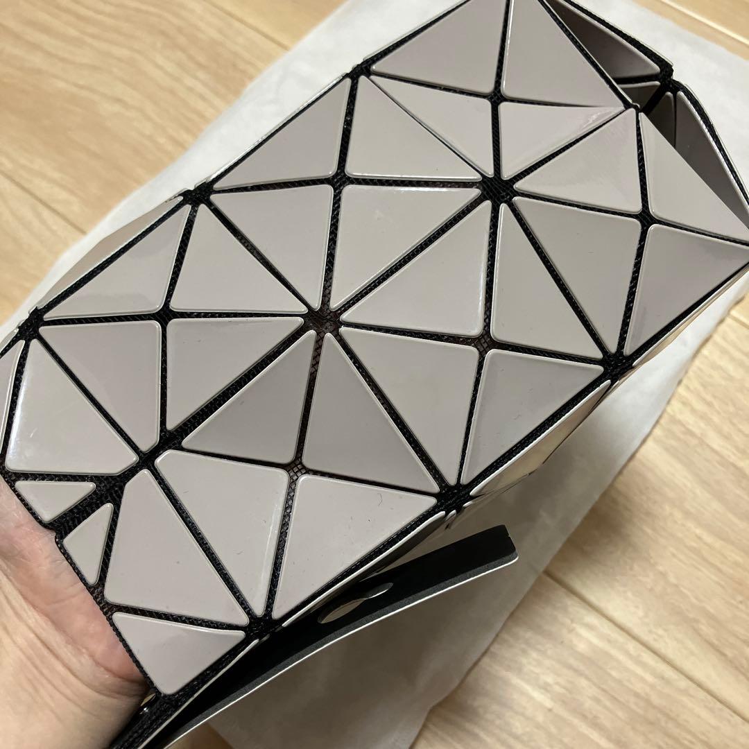 【未使用】BAOBAO バオバオイッセイミヤケ　大きいサイズトートバッグ グレー