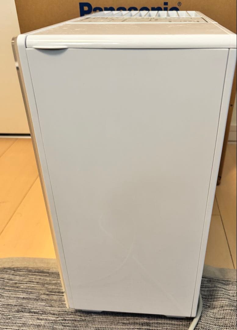 Panasonic ナノイー搭載気化式加湿機 FE-KXW07