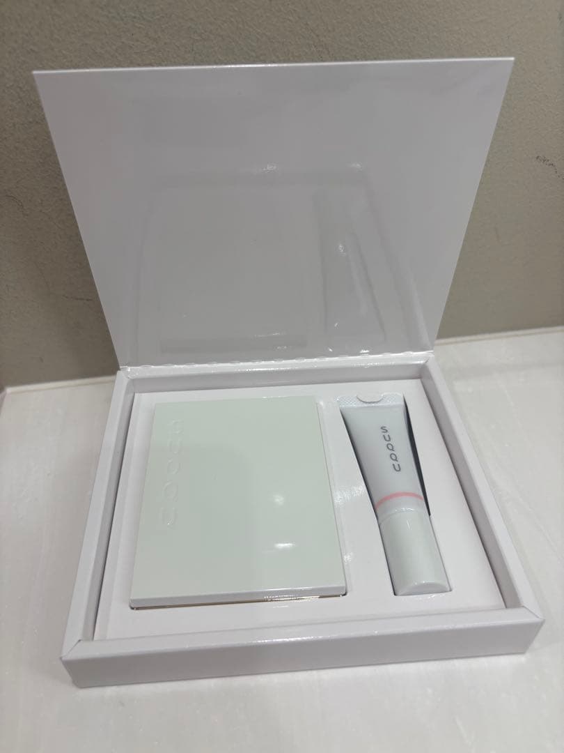 SUQQU メイクアップ キット 光飾 2025 ホリデー コレクション