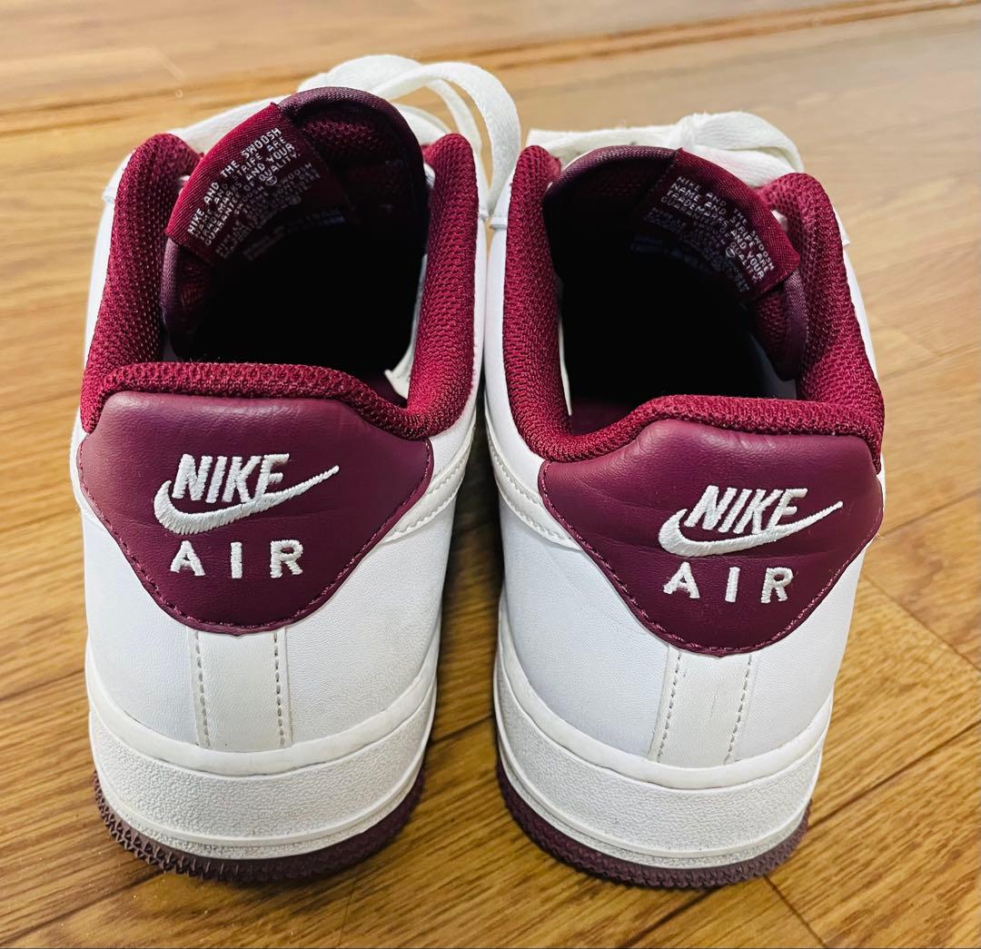 NIKEスニーカー Nike Air Force 1 ホワイト/バーガンディ
