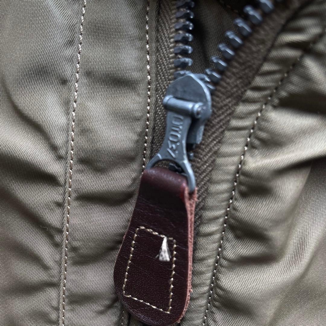 バズリクソンズ B-15B フライトジャケット M品番　40