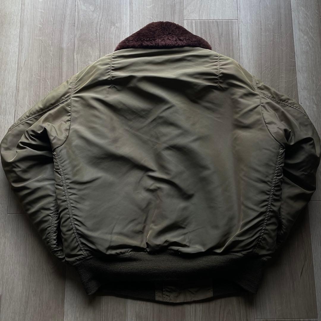 バズリクソンズ B-15B フライトジャケット M品番　40