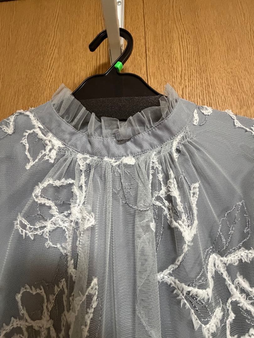 niana フェザーフラワーチュールドレス グレー　M