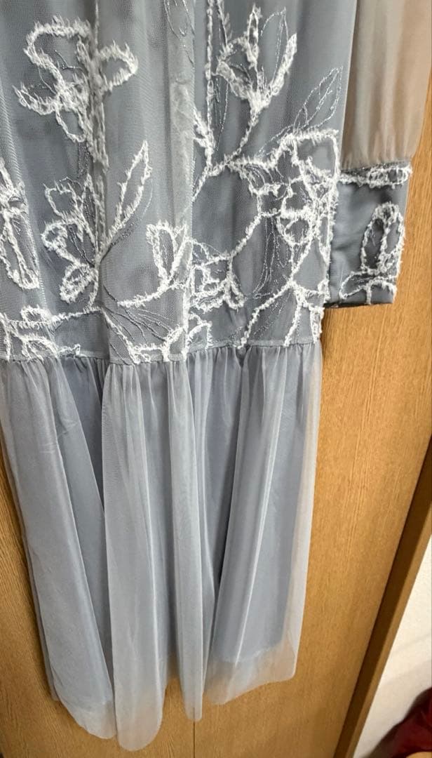 niana フェザーフラワーチュールドレス グレー　M