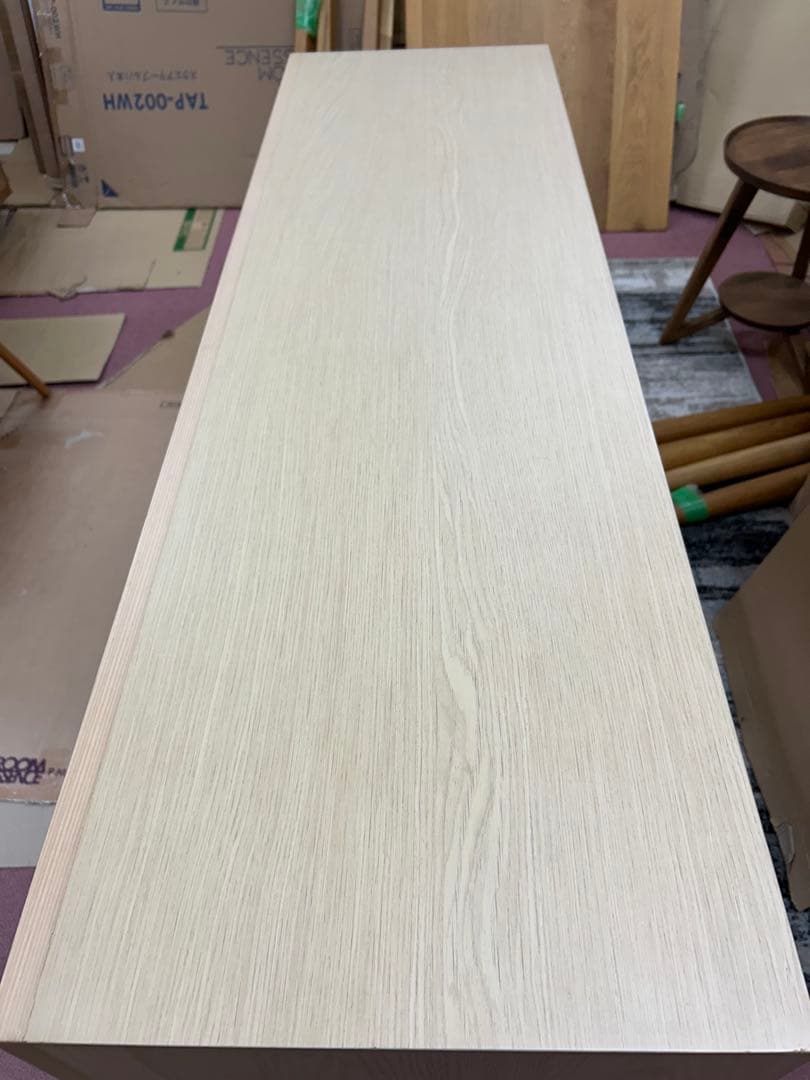 モデルルーム展示品メイプル色のキャビネット