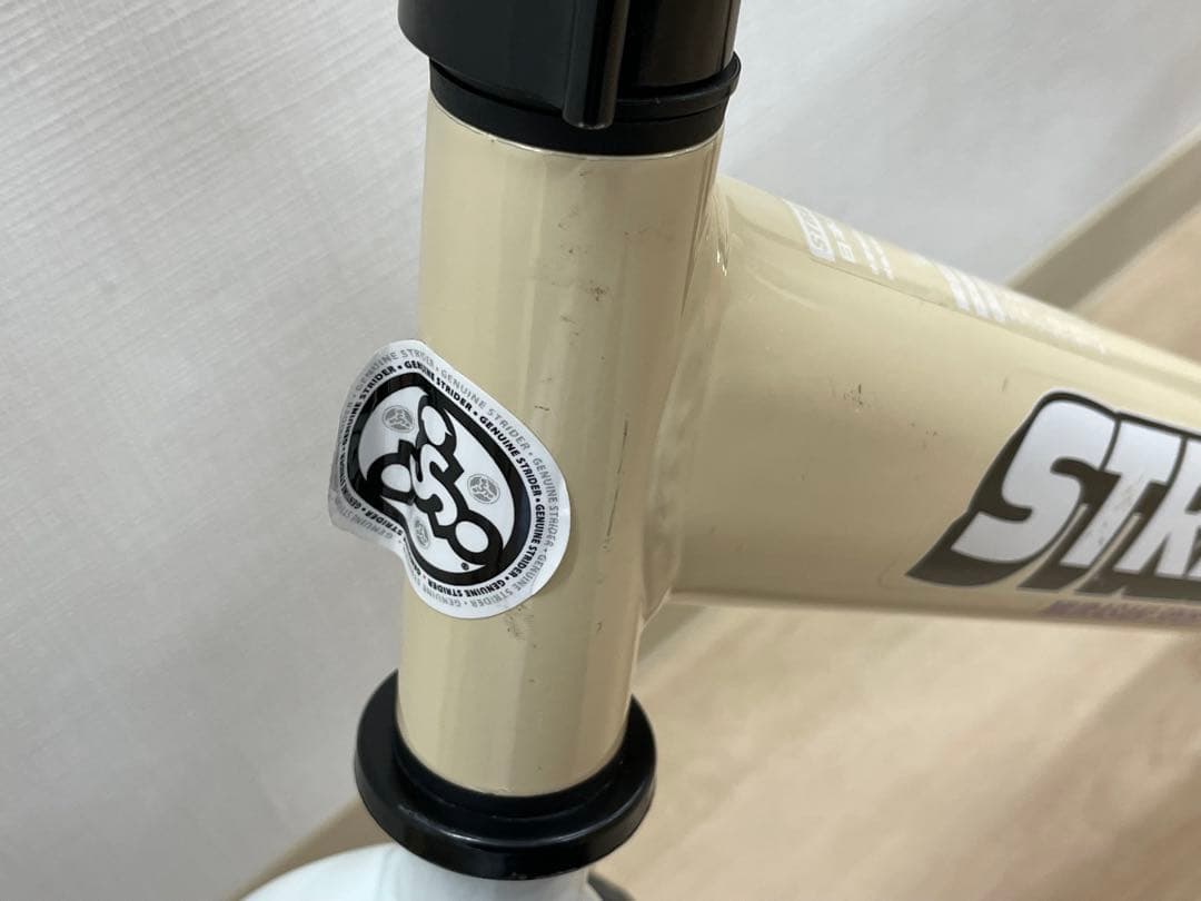 ストライダー ムラサキスポーツ限定色 12インチ STRIDER