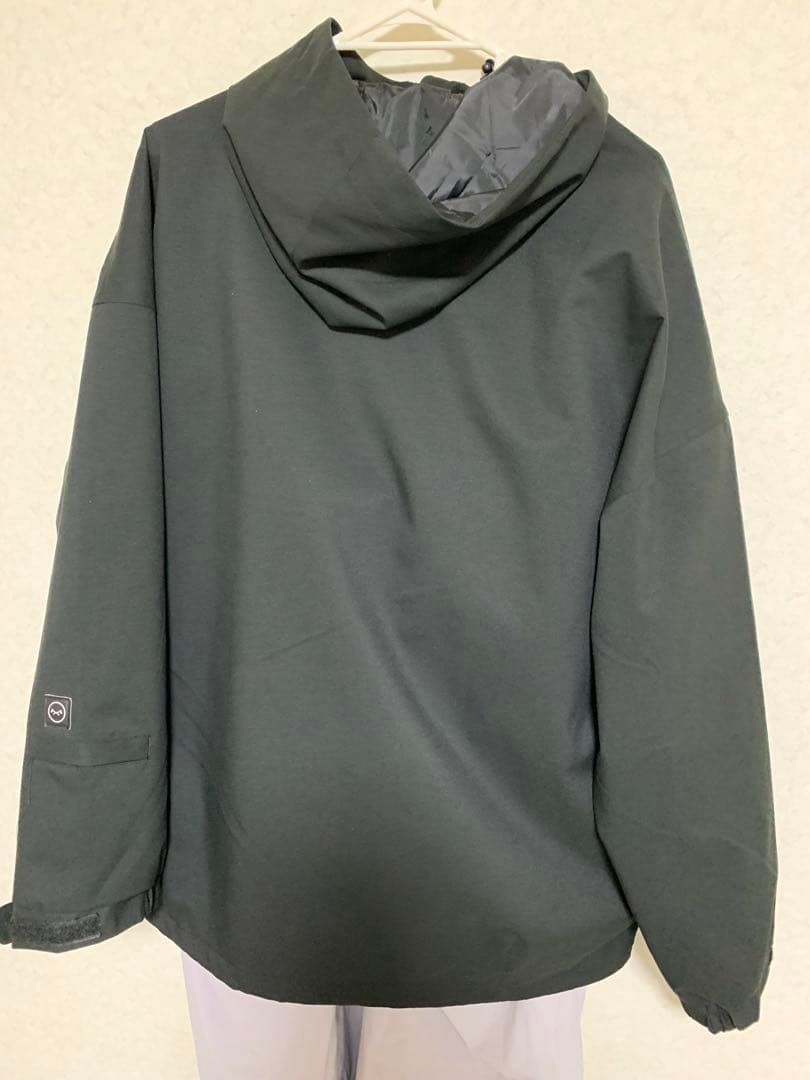 アンセム　スノーボードウェア