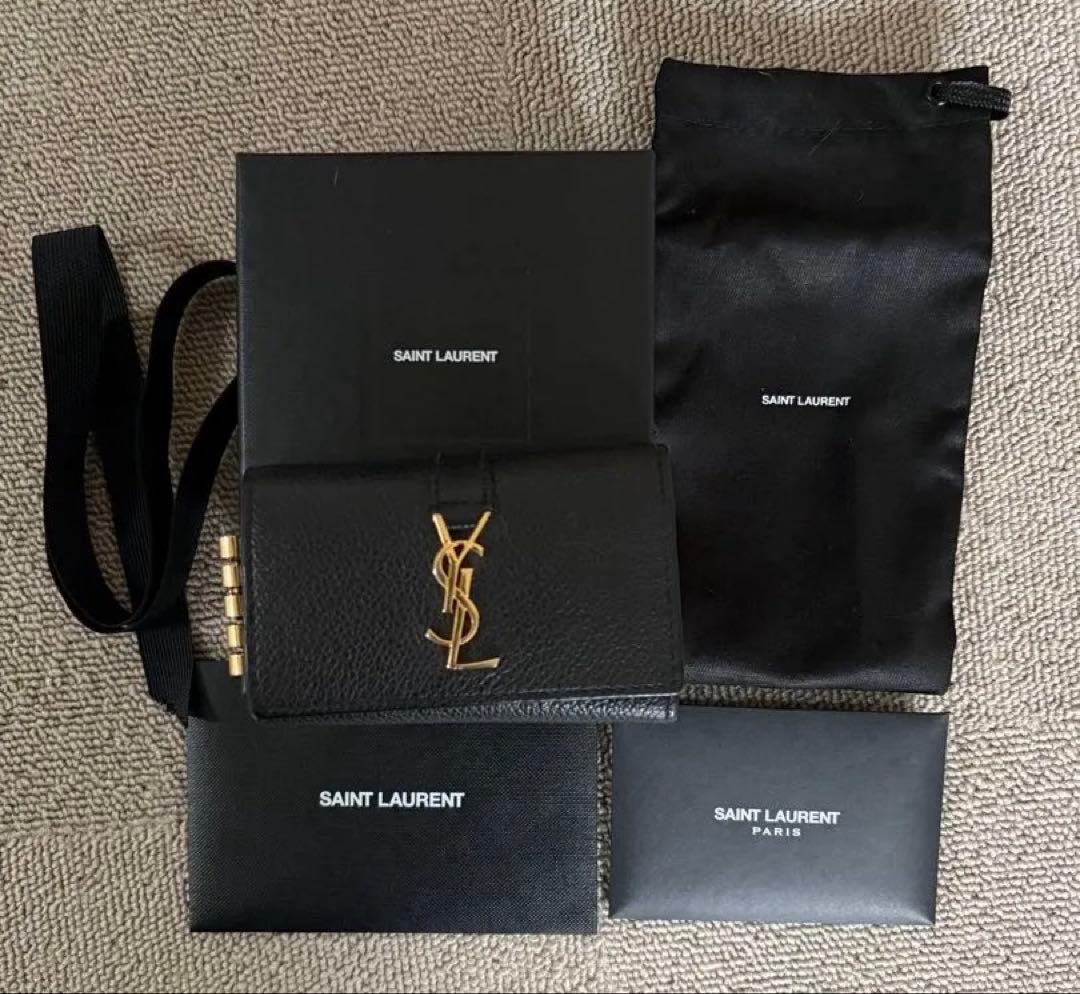 美品 YSL サンローラン　キーケース　ブラック　シボ革