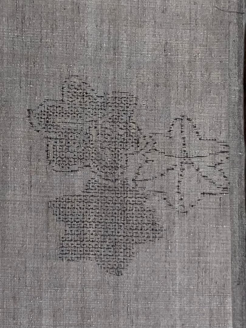 本場結城紬 重要無形文化財 百山亀甲 小紋 葉文 楓 錫色 証紙 イ6440