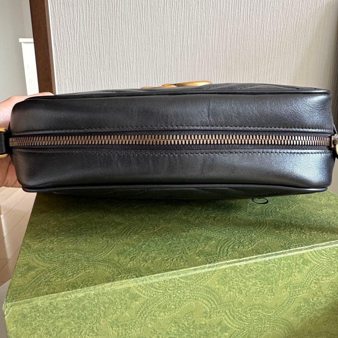 GUCCI青山店購入　GGマーモント　スモールカメラバッグ　ショルダーバッグ