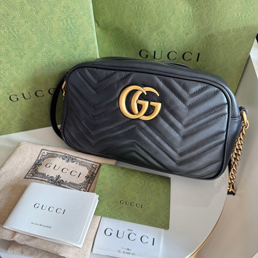 GUCCI青山店購入　GGマーモント　スモールカメラバッグ　ショルダーバッグ
