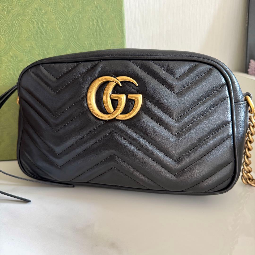GUCCI青山店購入　GGマーモント　スモールカメラバッグ　ショルダーバッグ