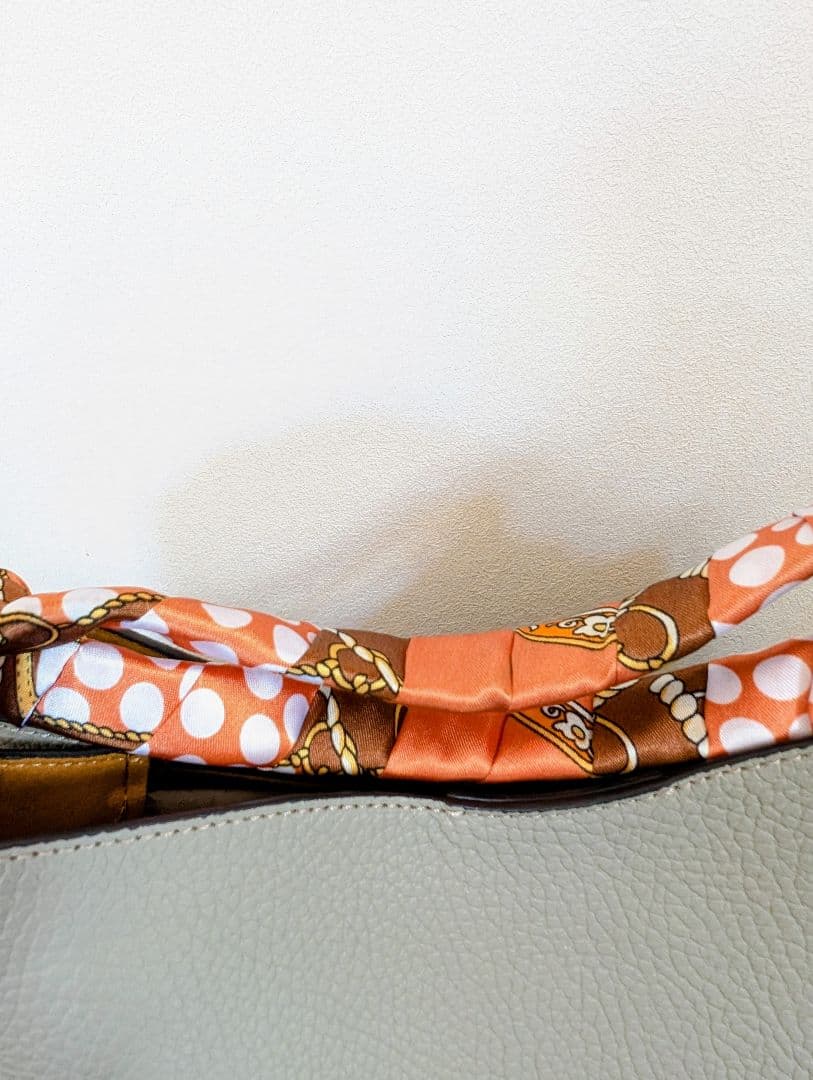 値下中　FURLA 2WAYバッグ 人気　プリムラシリーズ（＆ハンドルスカーフ）