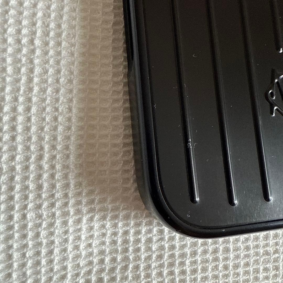 RIMOWA ブラック iPhoneケース16 PRO