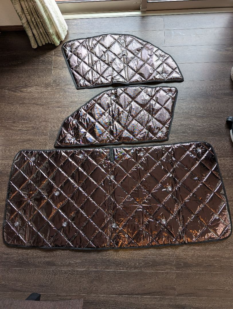 アイズ　マルチシェード・ハイエース　6〜8型　ワイド　フロント（3枚）セット