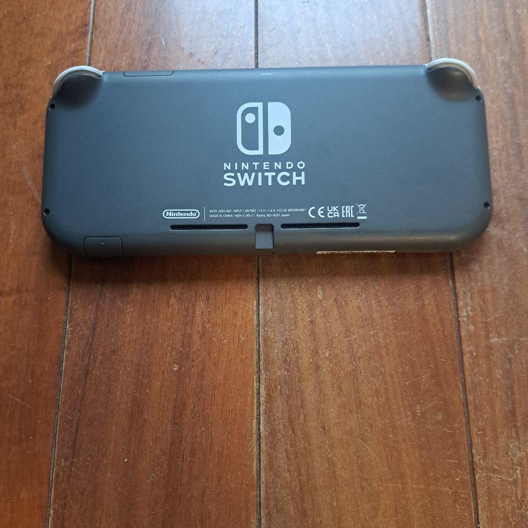 スイッチライト 中古