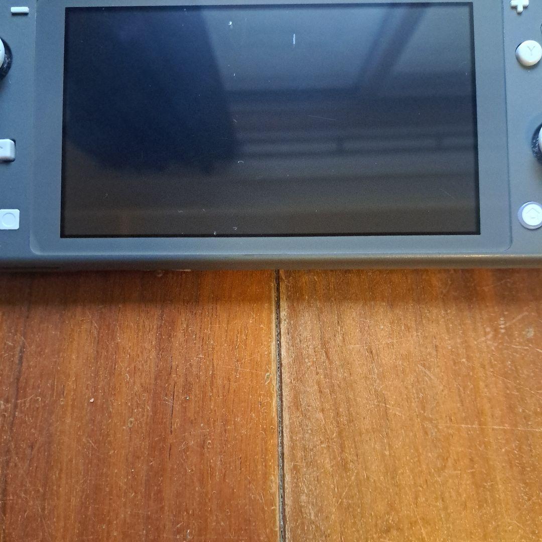 スイッチライト 中古