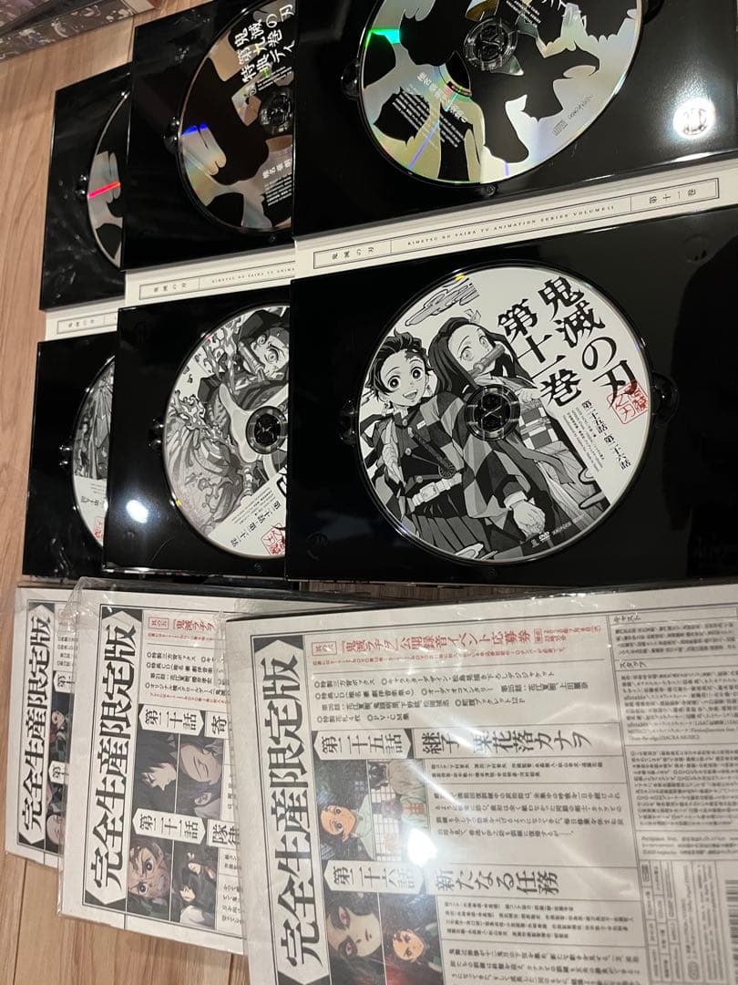 鬼滅の刃　全11巻セット　DVD アニメ＋無限列車　劇場