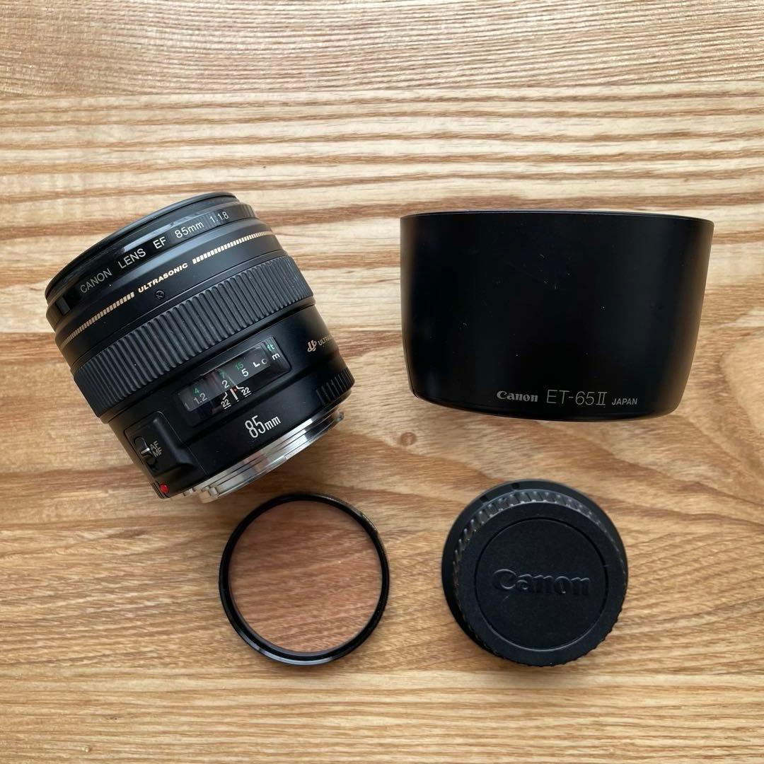 Canon EF 85mm f/1.8 USM レンズ