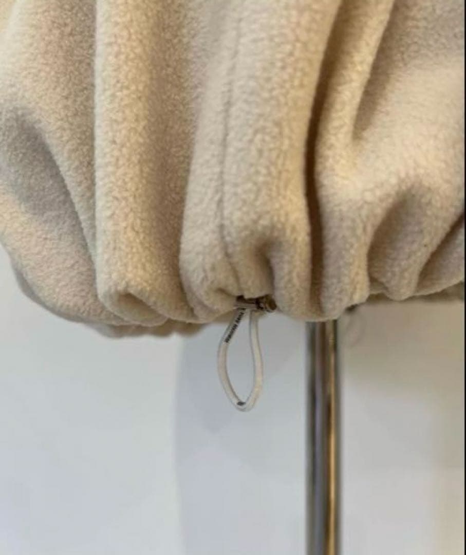 新品タグ付き✴︎ロージーモンスター✴︎スノーパフフリーススカートクリームフリーサイズ