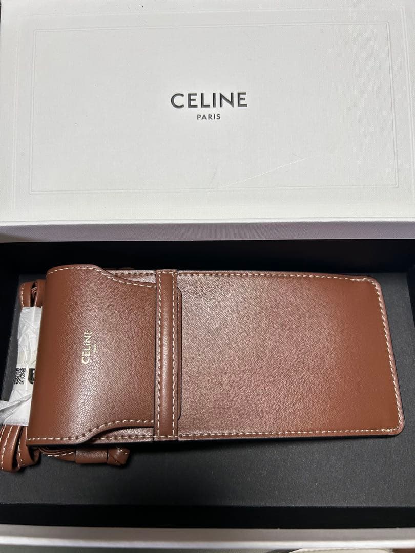 鴎*様 CELINE スマホショルダーバッグ ブラウン サングラス ケース ポー