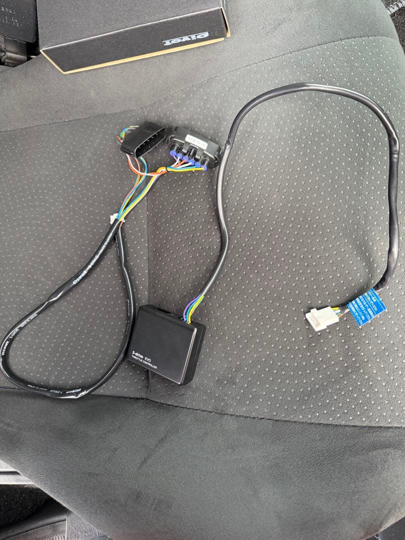 pivot 3-drive EVO スロコン、ハーネス付(TH-1C)