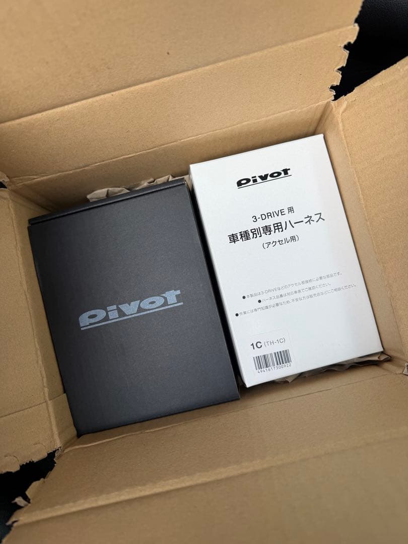 pivot 3-drive EVO スロコン、ハーネス付(TH-1C)