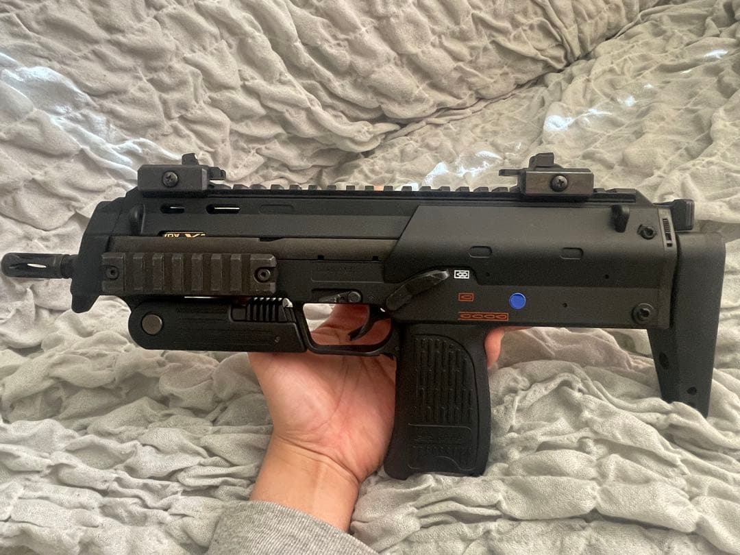 東京マルイ 電動コンパクトマシンガン MP7A1【BB弾付き】