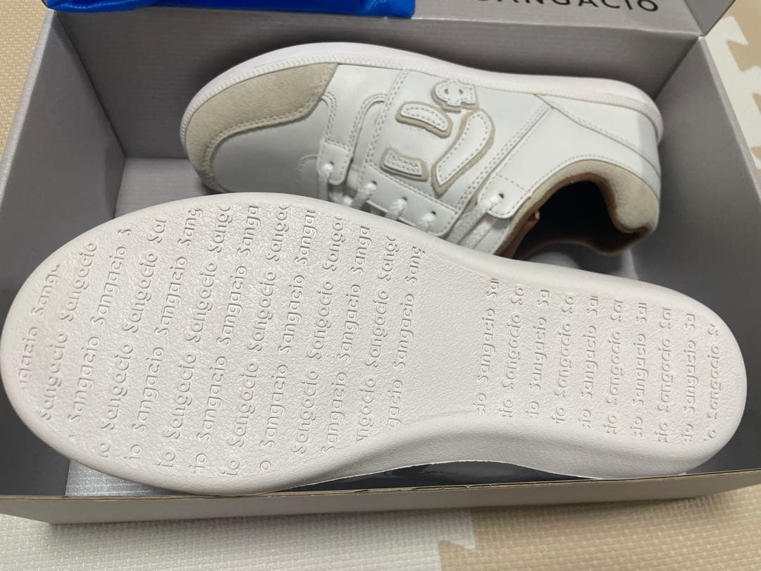 SANGACIO ホワイトスニーカー