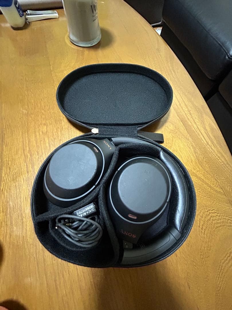 SONY WH-1000XM4 キャリングケース付き