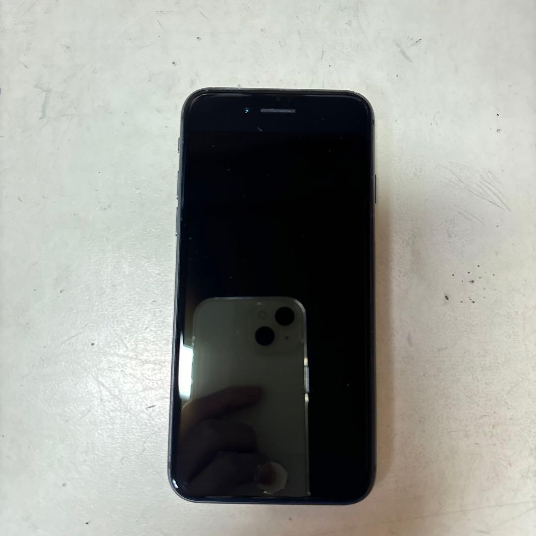 携帯電話本体 iPhone8 64G