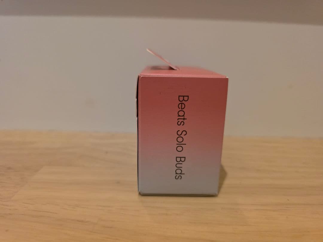 Beats Solo Buds　新品・未開封　赤色　ワイヤレスイヤホン