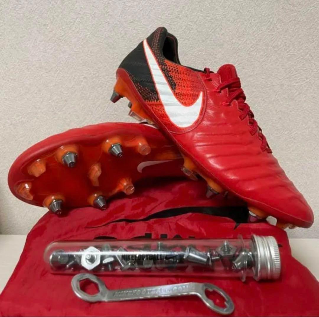 ナイキティエンポレジェンドSG 27cm