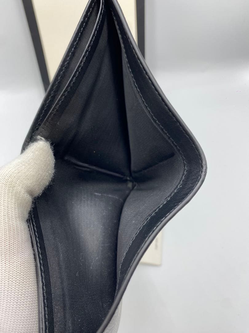 人気品‼美品 グッチ 折り財布 GGスプリーム　スネーク ヘビ 蛇 ブラック