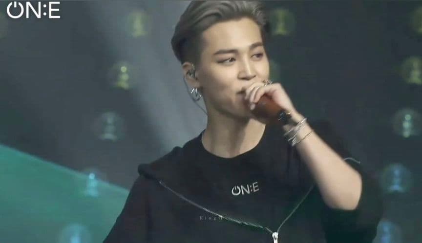 BTS MOS ONE Tシャツ M XL