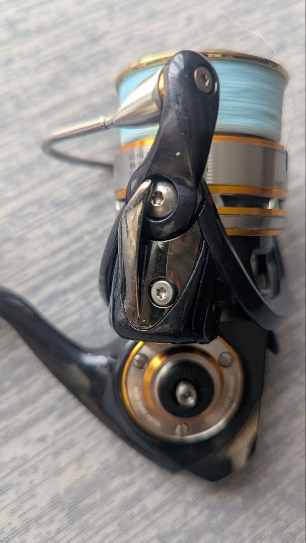 最終値下げ　 DAIWA　 CERTATE 2500R リール　ダイワ　リール