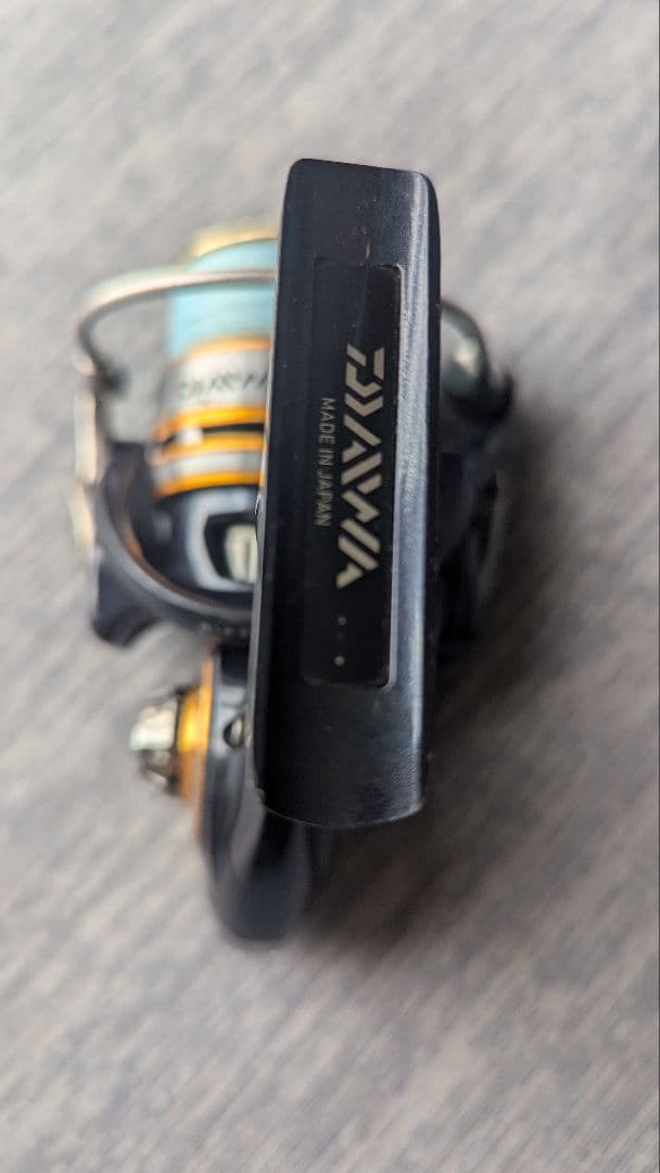 最終値下げ　 DAIWA　 CERTATE 2500R リール　ダイワ　リール
