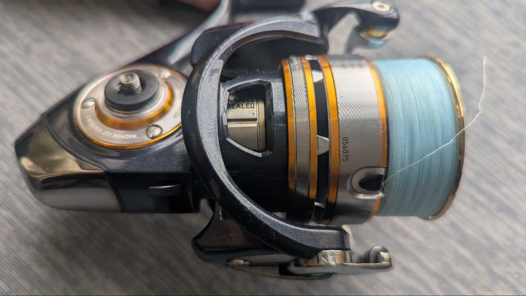 最終値下げ　 DAIWA　 CERTATE 2500R リール　ダイワ　リール