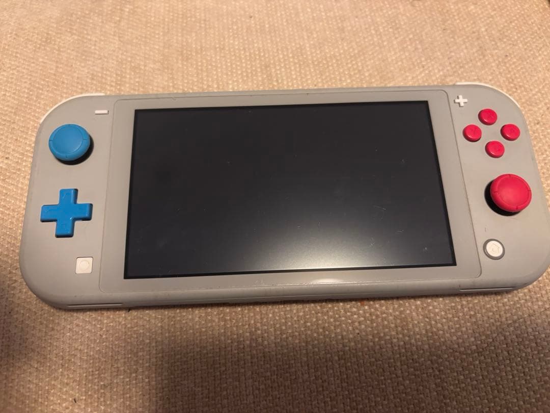 Nintendo Switch Lite ポケモンデザイン　カバー付き