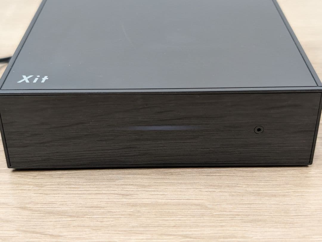美品 Xit AirBox XIT-AIR120CW ワイヤレステレビチューナー