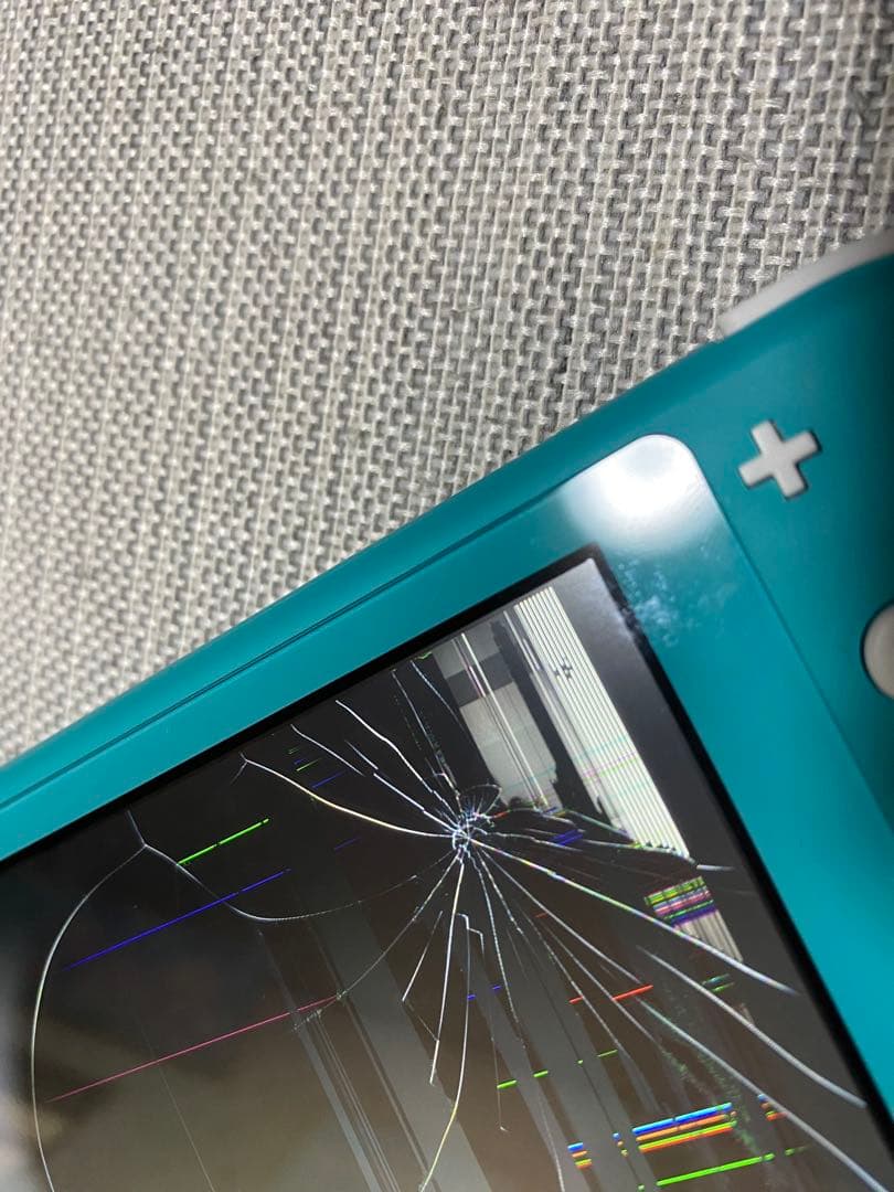 Nintendo Switch Lite ターコイズ 画面ひび割れ