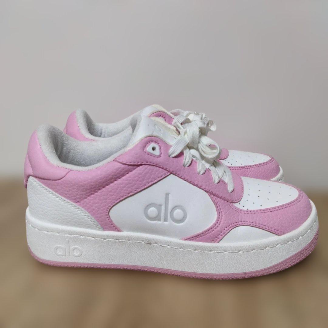 alo yoga ピンクリカバリーモードスニーカー　新品靴紐付き22.5cm