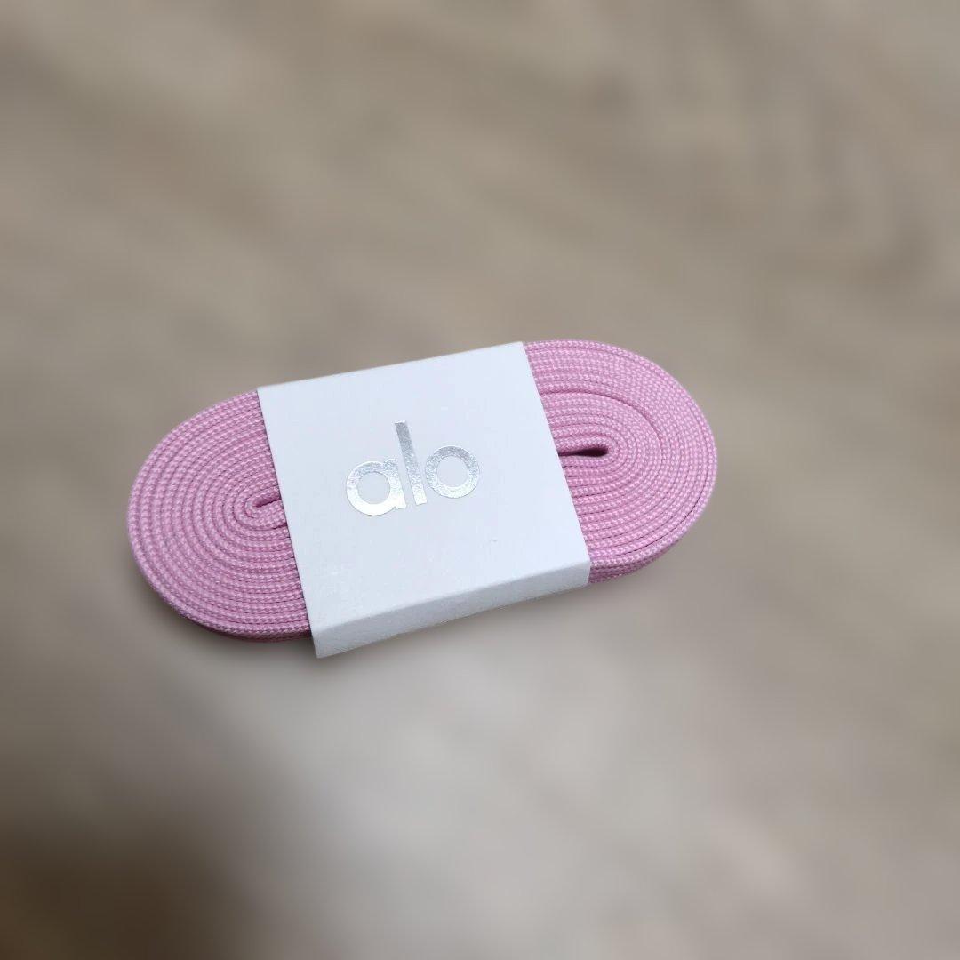 alo yoga ピンクリカバリーモードスニーカー　新品靴紐付き22.5cm