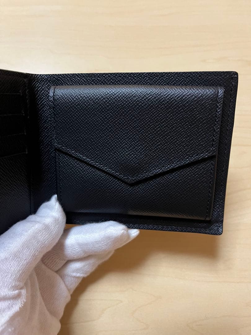 ルイヴィトン　ポルトフォイユマルコNM エピ　二つ折り財布