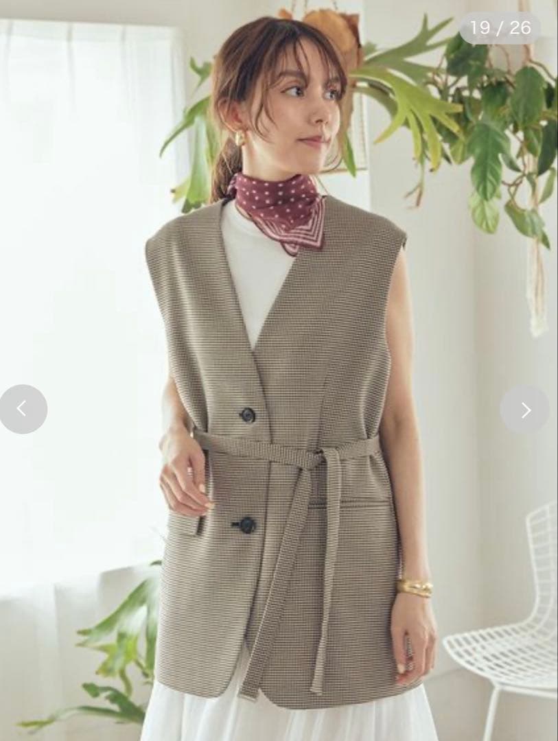 共ベルト付きオーバーサイズノーカラーベスト