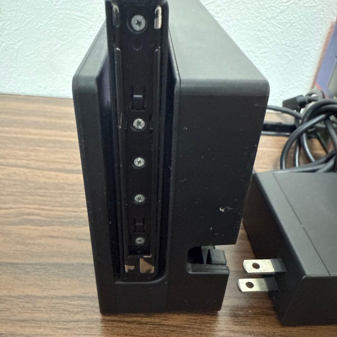 Nintendo Switch本体【ジョイコン付属品付き】