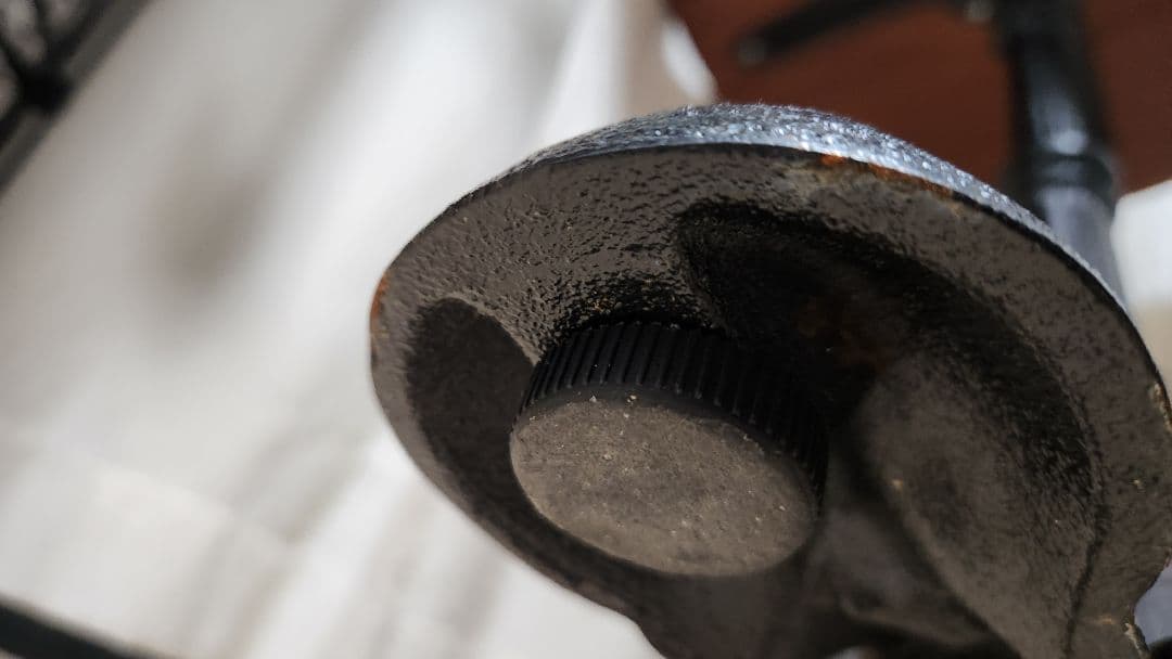 アンティーク　サイドテーブル　アイアン脚